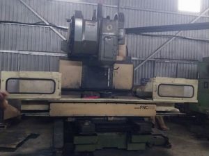 Máy phay Makino FNC 128